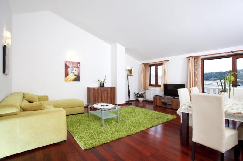Apartments Tisno - Villa Mare Exterior photo