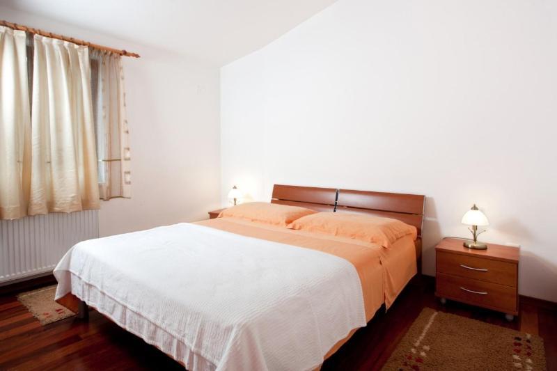 Apartments Tisno - Villa Mare Exterior photo